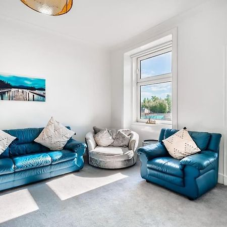 Kali Apartment - Spacious 3 Bed Apartment In Wishaw Уишо Экстерьер фото